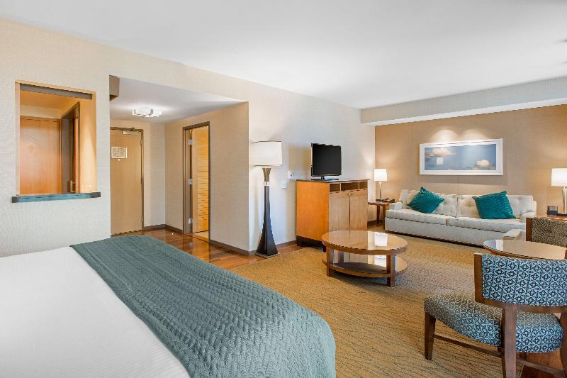 Suite Pat King, Omni San Diego