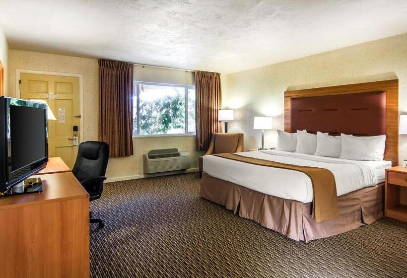Стандартный Номер Кровать Кинг, Quality Inn & Suites At Coos Bay