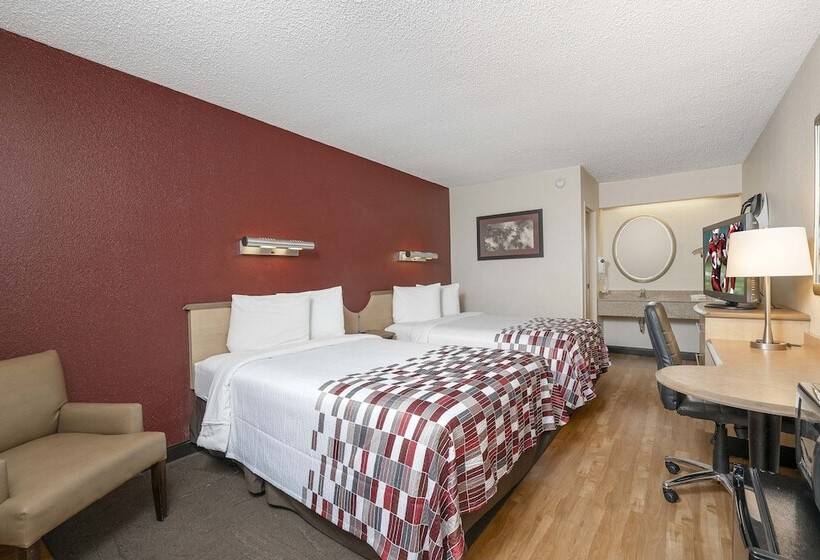 Номер Deluxe, Red Roof Inn Detroit Rochester Hills/ Auburn Hills