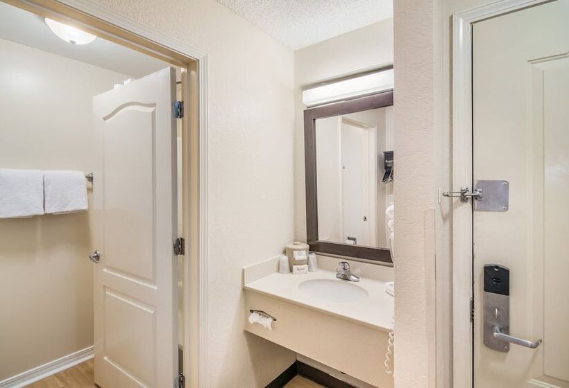 수피리어 룸, Red Roof Inn & Suites Pensacola East   Milton
