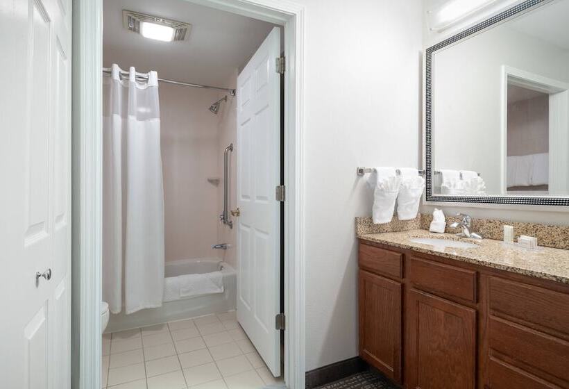 Люкс 2 Спальни, Residence Inn New Bedford Dartmouth