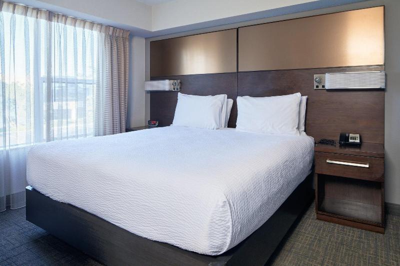 带大床的标准工作室, Residence Inn San Diego Carlsbad