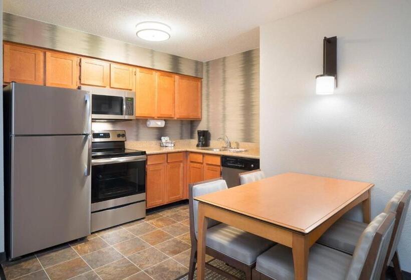 Люкс 2 Спальни, Residence Inn Southington