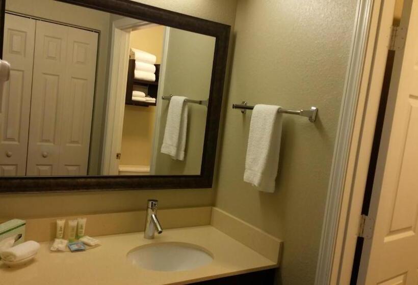 Люкс Кровать Кинг, Staybridge Suites Chicago Oakbrook Terrace By Ihg