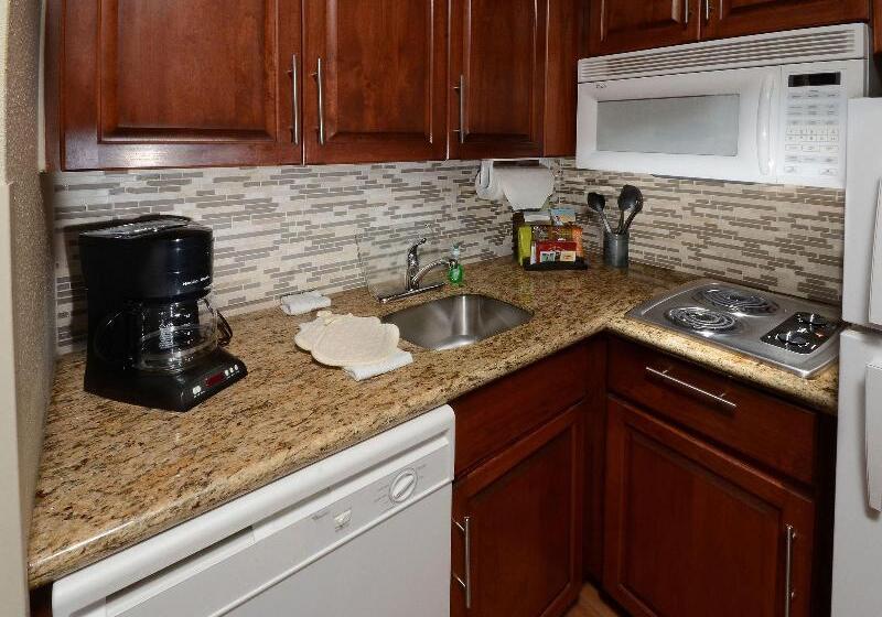 Люкс 2 Спальни, Staybridge Suites Raleigh Durham Airport Morrisville, An Ihg