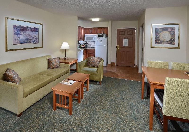 Люкс 2 Спальни, Staybridge Suites Raleigh Durham Airport Morrisville, An Ihg