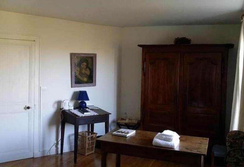 Номер Стандарт, Château Manoir De La Lèche