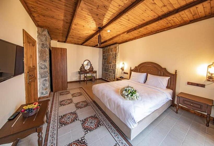 Апартаменты 1 Спальня Нижний Этаж, Foleya Mountain Resort Hotel & Villas