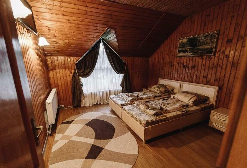标准间, Toga Cottage