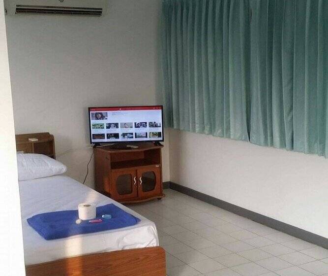 Номер Стандарт 2 Двуспальные Кровати, Parfun Guesthouse