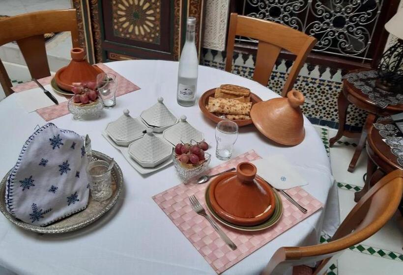 Семейный Номер, Riad Alkatib Meknès