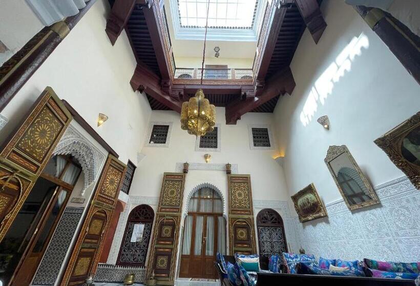 Семейный Номер, Riad Alkatib Meknès