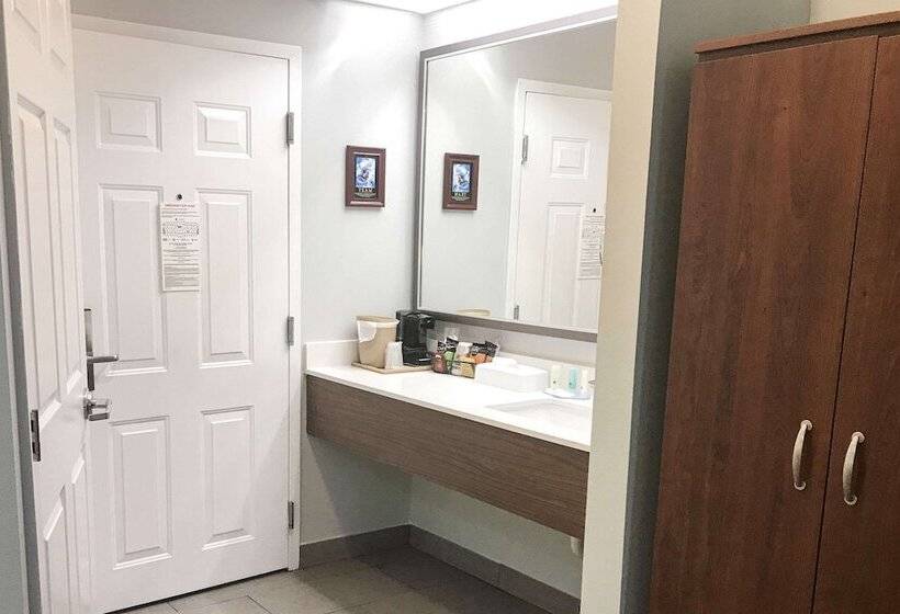 Номер Стандарт 2 Двуспальные Кровати, Quality Inn
