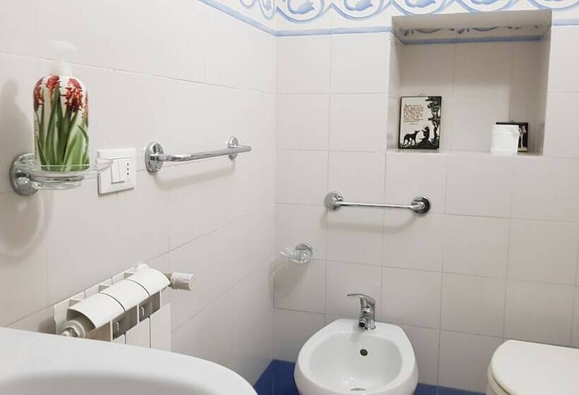 经典四人房间, B&b Le Due Corti