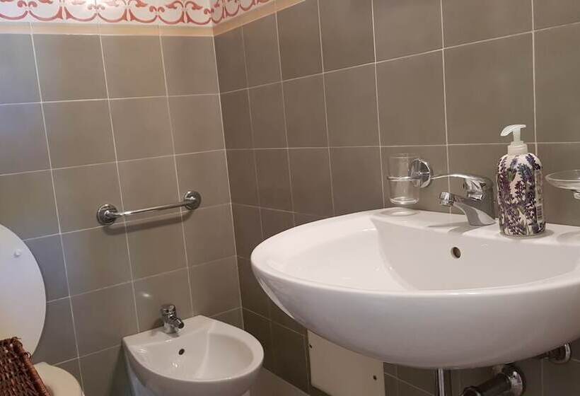 标准间, B&b Le Due Corti