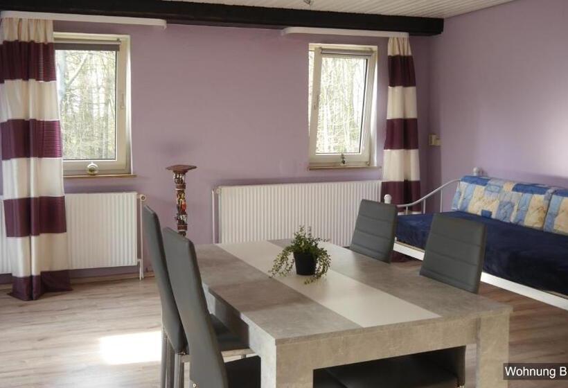 Апартаменты 1 Спальня Вид на Сад, Gästehaus Zimmer Frei
