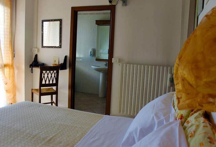 Номер Стандарт, Ristorante La Torretta