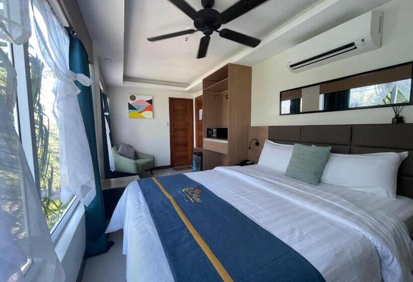 اتاق استاندارد با چشم‌انداز دریا, Casa Marco Suites Puerto Galera Powered By Cocotel