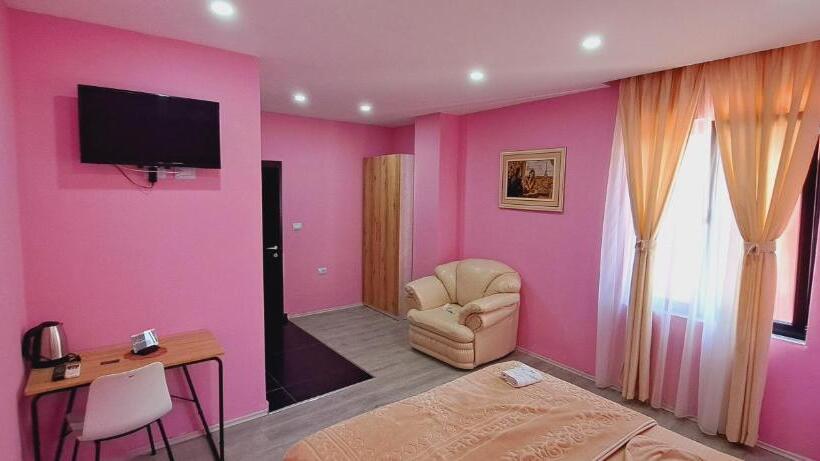디럭스 룸, Citycenterhotel Shkoder
