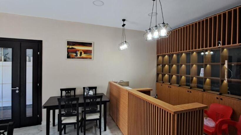 디럭스 룸, Citycenterhotel Shkoder
