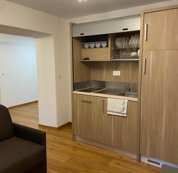 Четырехместный Номер Стандарт, B&b Berninapass