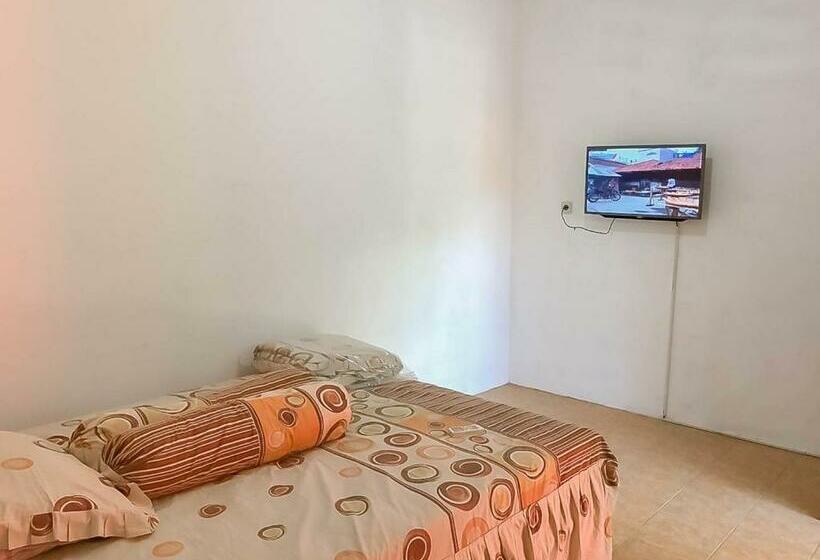 Номер Стандарт, Rumah Panggung Guest House Syariah Mitra Reddoorz