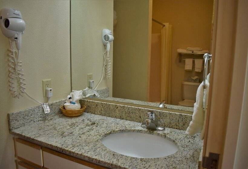 Люкс Адаптированный для Инвалидов, Baymont By Wyndham Wichita East