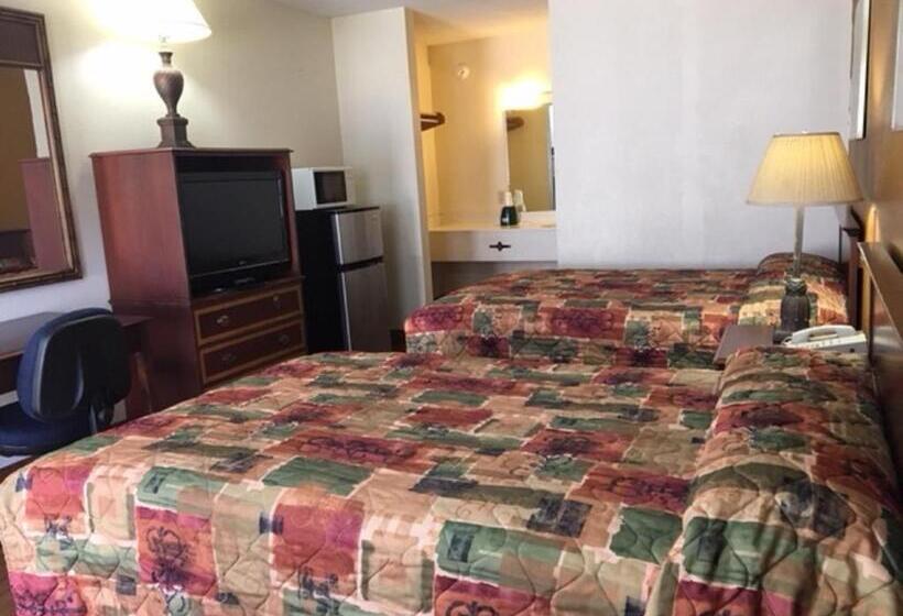 Номер Стандарт 2 Двуспальные Кровати, Budget Inn & Suites  Talladega