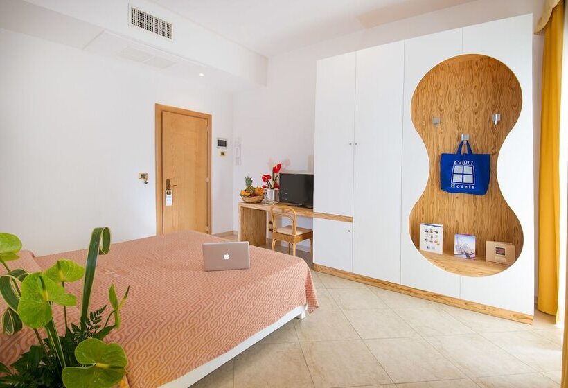 Четырехместный Номер Стандарт, Joli Park Hotel   Caroli Hotels
