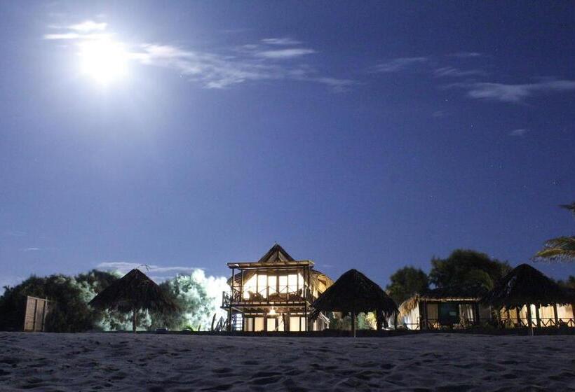 Бунгало Семейное Вид на Море, El Refugio De Vichayito