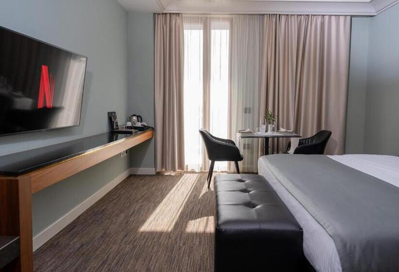 스탠다드 룸 풀장 전망, Select Hill Resort