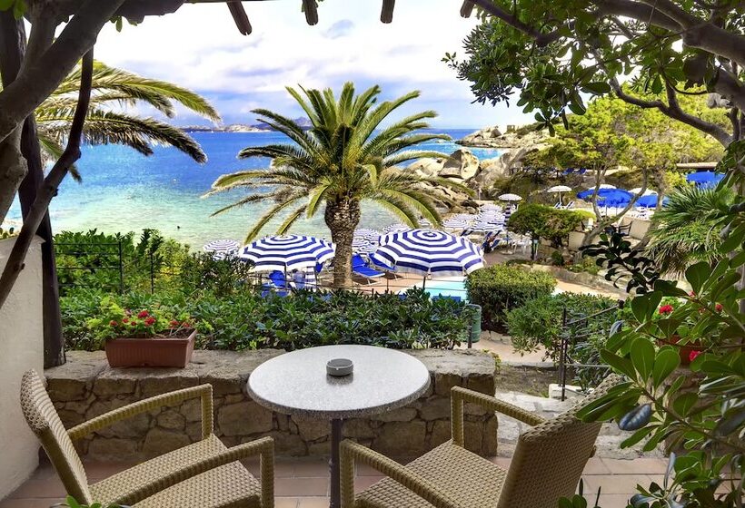 اتاق استاندارد با چشم‌انداز دریا, Grand Hotel Smeraldo Beach