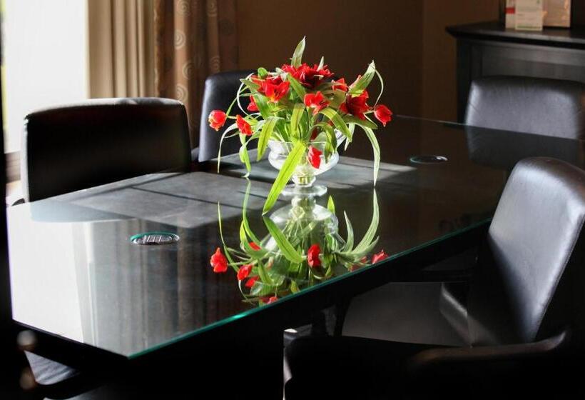 Люкс Executive Кровать Кинг, Holiday Inn St. Paul Northeast   Lake Elmo, An Ihg
