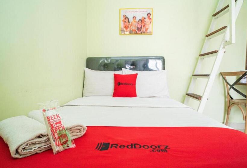 标准间, Reddoorz Syariah Near Suncity Mall Sidoarjo