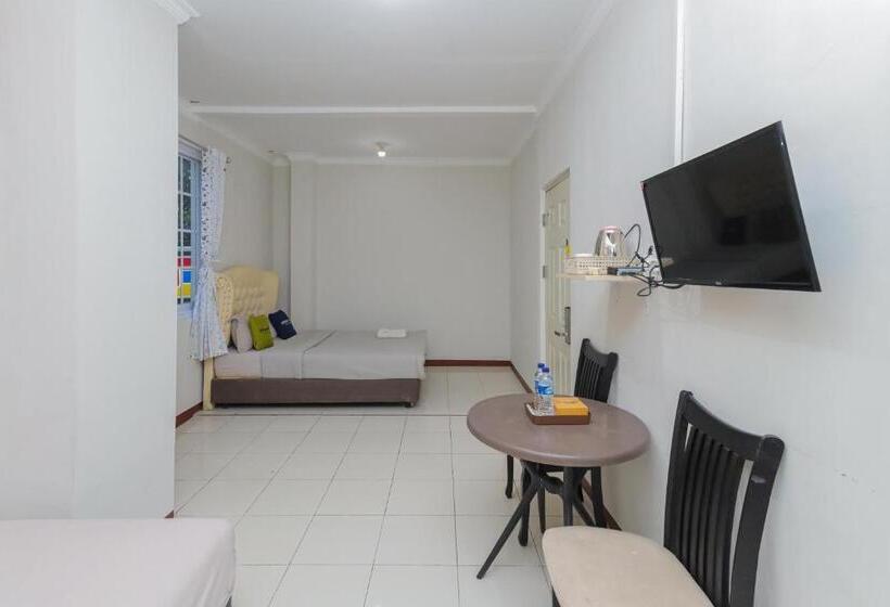 Семейный Номер, Urbanview Hotel Syariah Near Gelora Delta Sidoarjo