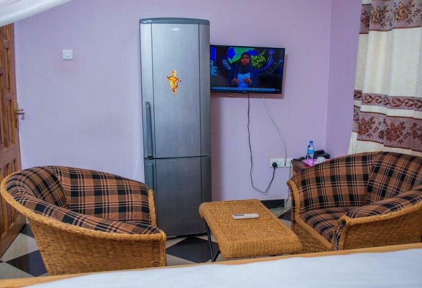 Стандартный Номер Кровать Кинг, Mzunguu Safari Lodge