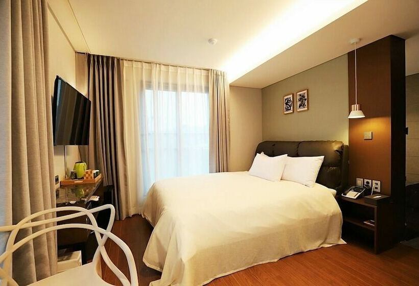 주니어 스위트, Namyangju Bukhangang Dolcecasa