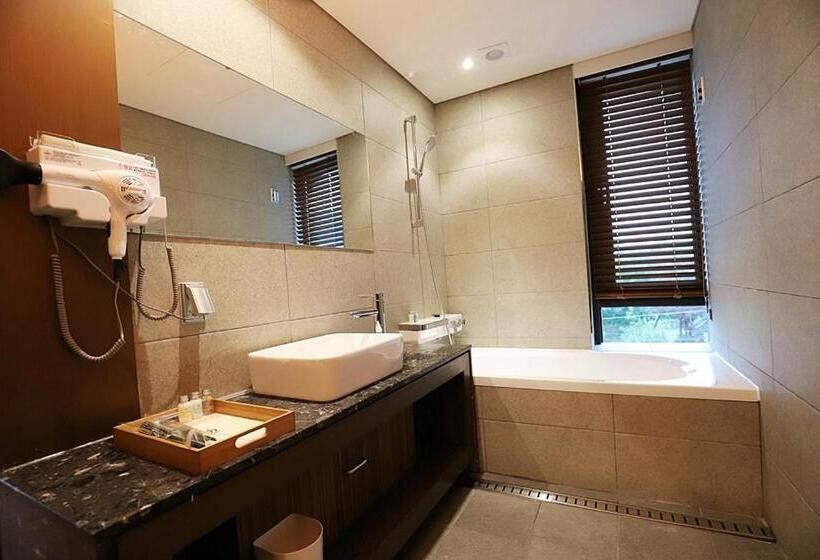주니어 스위트, Namyangju Bukhangang Dolcecasa