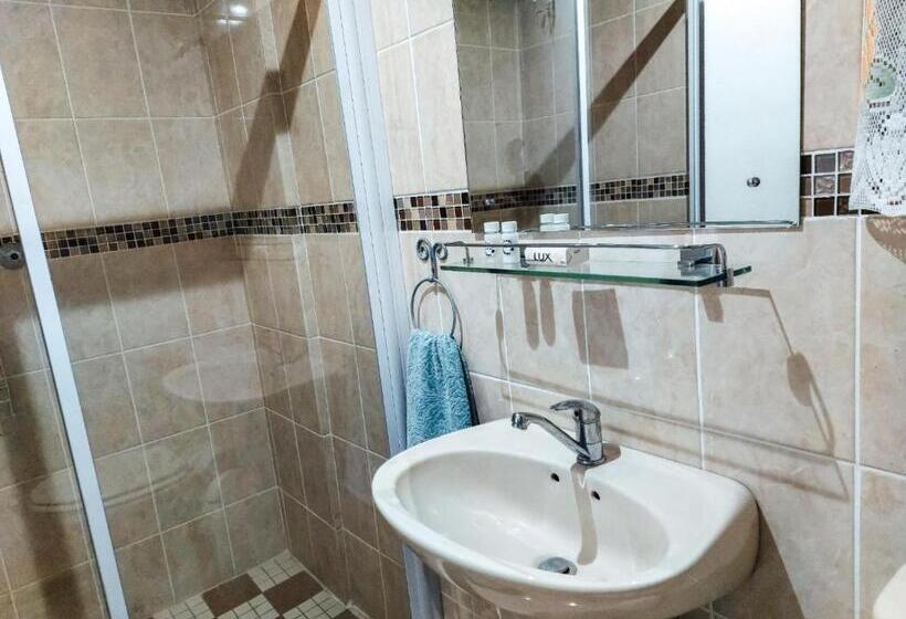 패밀리 룸, Hullabaloo Selfcatering Sleepover