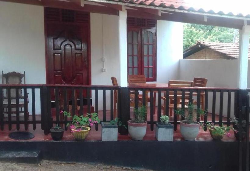 חדר דחוקס עם מיטת קינג, Mahee House