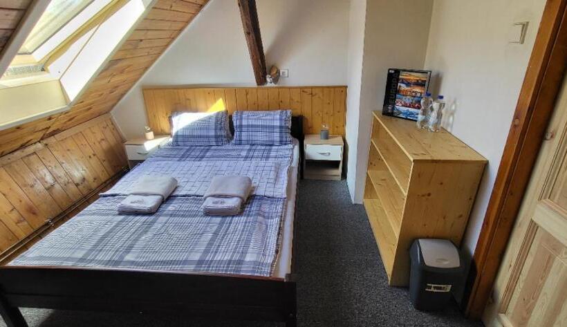 Номер Economy, Pension Pod Kaštany Srbská Kamenice