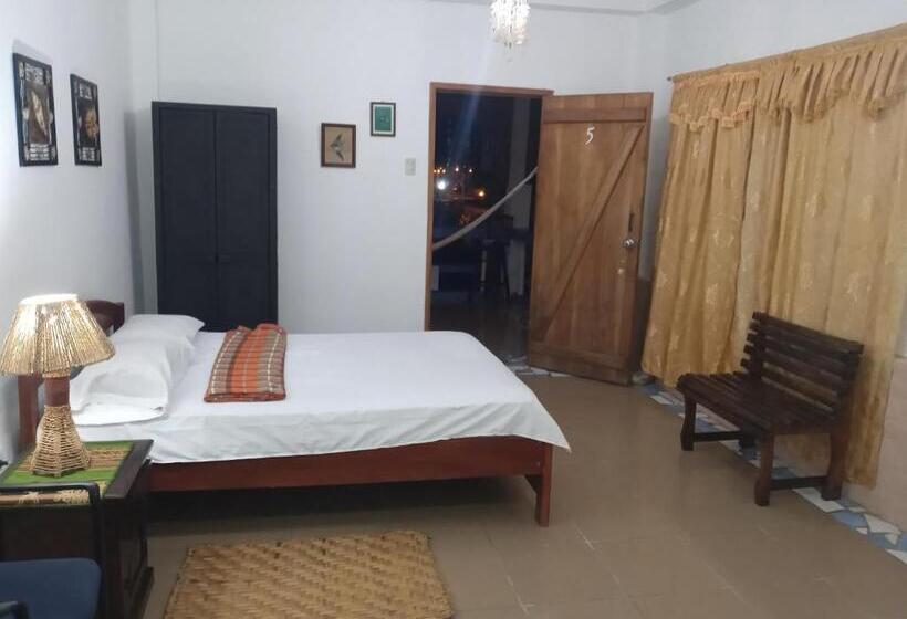 4인용 스탠다드 룸, Hospedaje Algarrobo Machalilla