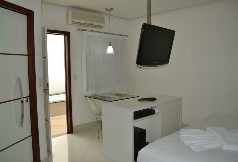 스위트 킹사이즈 침대, Ele E Ela Motel