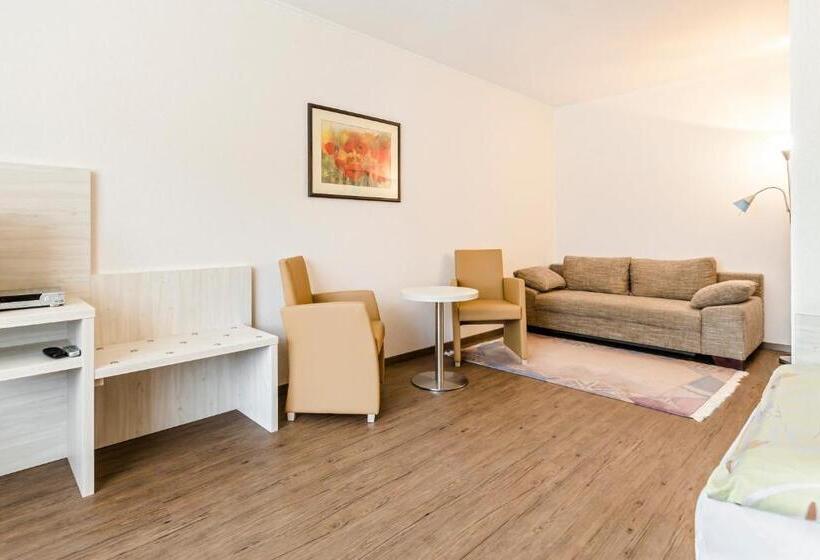 Четырехместный Номер Стандарт, Land Gut Hotel Westerkrug