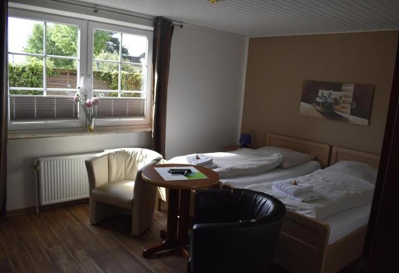 Апартаменты 1 Спальня Нижний Этаж, Land Gut Hotel Westerkrug