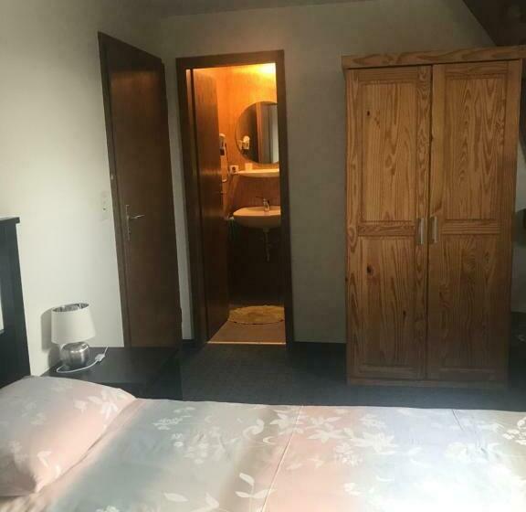 Номер Стандарт, Restaurant Pizzeria Rotes Haus
