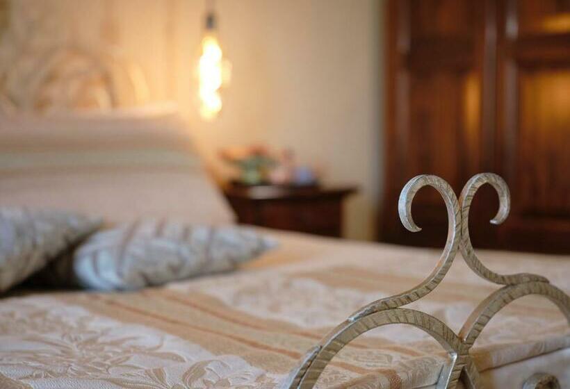 Номер Стандарт, Tenuta Montemagno Relais & Wines