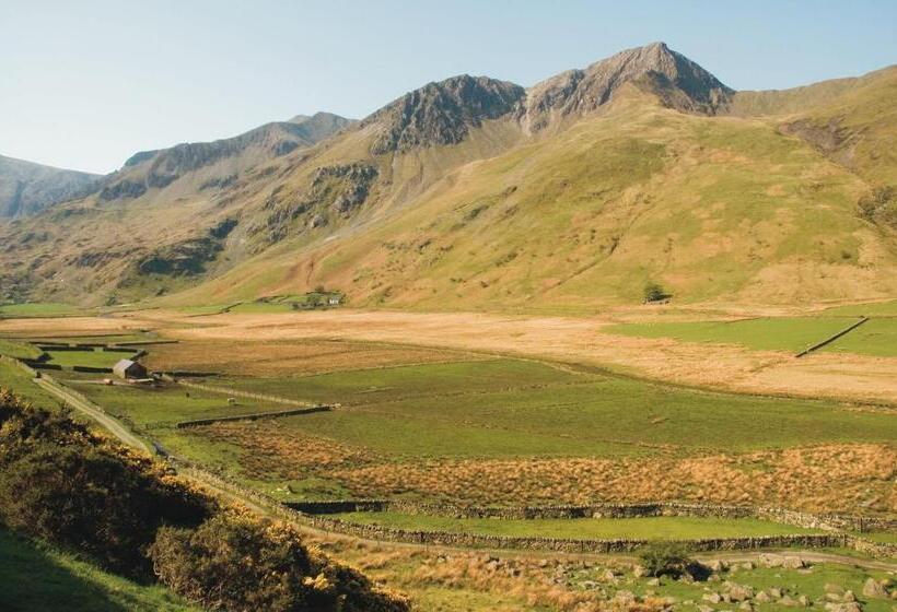 Кровать в Общей Комнате, Yha Idwal Cottage