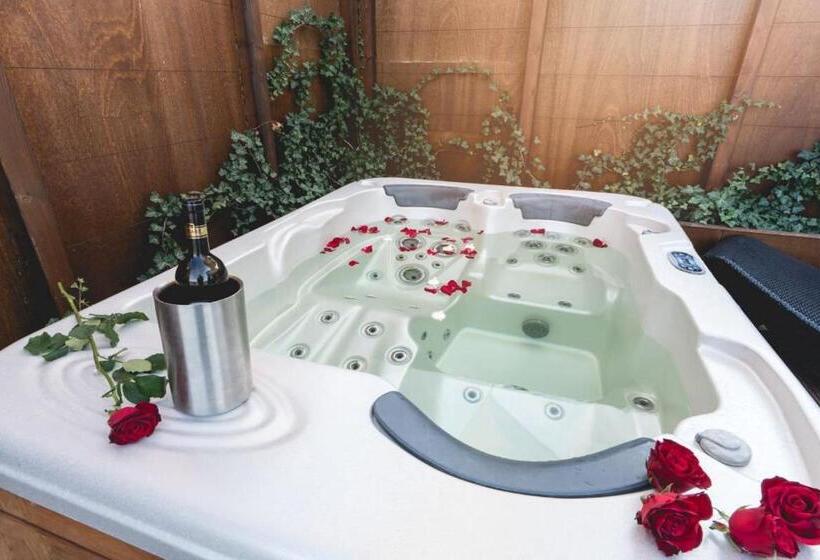 Люкс Повышенной Комфортности, Barack Thermal Hotel And Spa