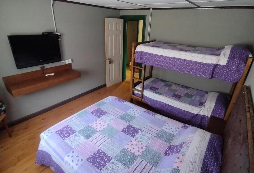 经济四人间 - 带共用浴室, Hospedaje Leñas Del Tolosa